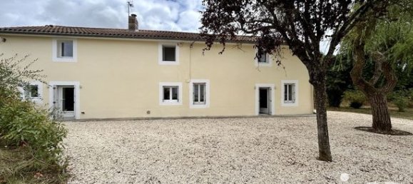 Casa de 3 dormitorios en Bressuire, France No. 305716 12