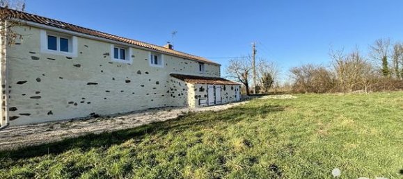 Casa de 3 dormitorios en Bressuire, France No. 305716 2