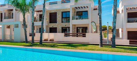 2 Schlafzimmer Bungalow in Torrevieja, Spain, Nr. 6379 2