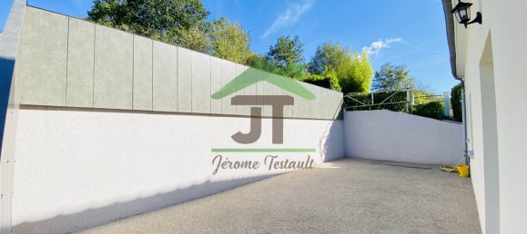 5 bedrooms House in Chateaudun, France No. 84410 4