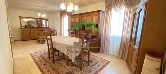 5 bedrooms House in Chateaudun, France No. 84410 9