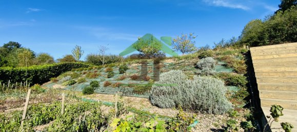 5 bedrooms House in Chateaudun, France No. 84410 23