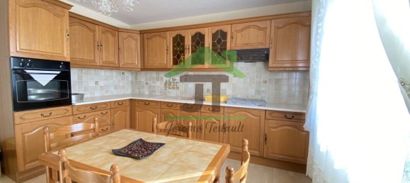 5 bedrooms House in Chateaudun, France No. 84410 10