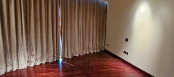 2 bedrooms Apartment in Burj Khalifa, UAE No. 11933 3