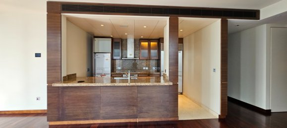 2 bedrooms Apartment in Burj Khalifa, UAE No. 11933 9