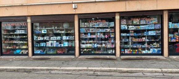 1 room Commercial property in Rome, Italy No. 264290 2