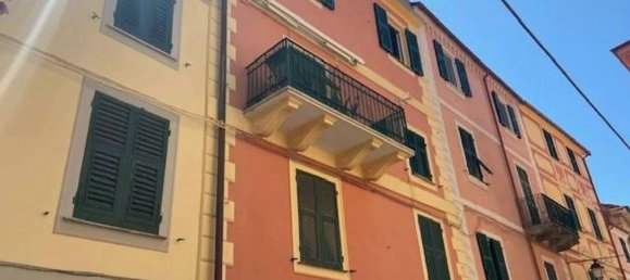 Apartamento T3 em Albisola Superiore, Italy N.º 290786 8