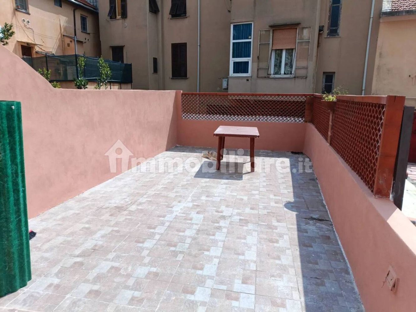 Apartamento T3 em Albisola Superiore, Italy N.º 290786
