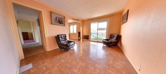 Casa T1 em Roissy-en-Brie, France N.º 118112 2