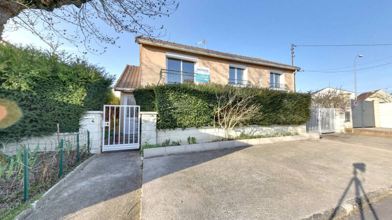 Casa T1 em Roissy-en-Brie, France N.º 118112