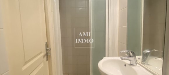 1 bedroom Apartment in Malakoff, France No. 185694 5