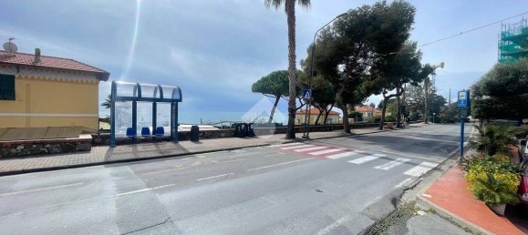 21m² Commercial property in Sanremo, Italy No. 212426 9