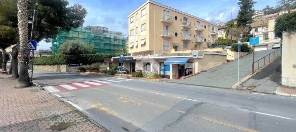 21m² Commercial property in Sanremo, Italy No. 212426 19