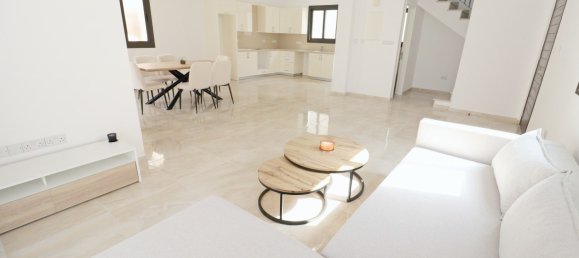 3 bedrooms Villa in Pegeia, Cyprus No. 22830 6