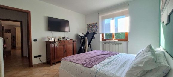 5 bedrooms Apartment in Mozzecane, Italy No. 374928 5