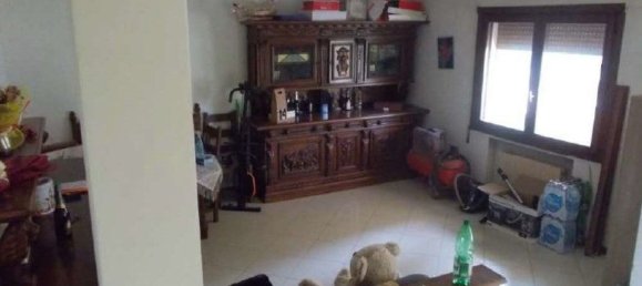 6 rooms Apartment in Pontelongo, Italy No. 15411 6