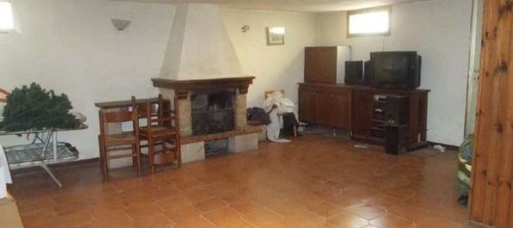 6 rooms Apartment in Pontelongo, Italy No. 15411 5