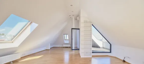 Duplex T3 em Stuttgart, Germany N.º 66992 5