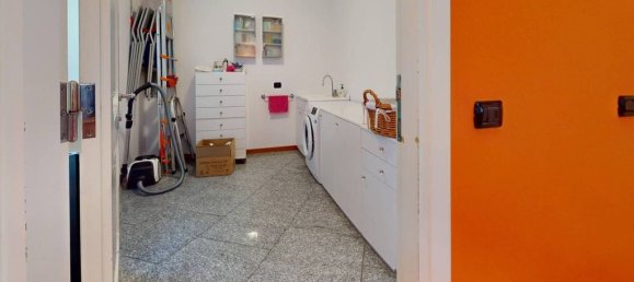 6 bedrooms Villa in Abbiategrasso, Italy No. 92048 14