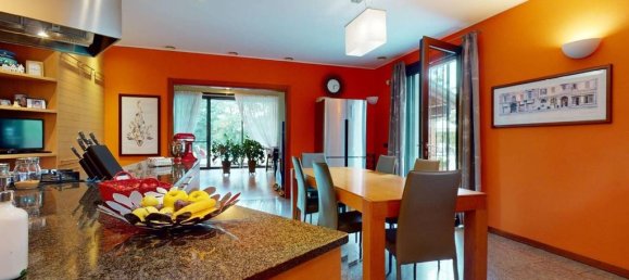 6 bedrooms Villa in Abbiategrasso, Italy No. 92048 18