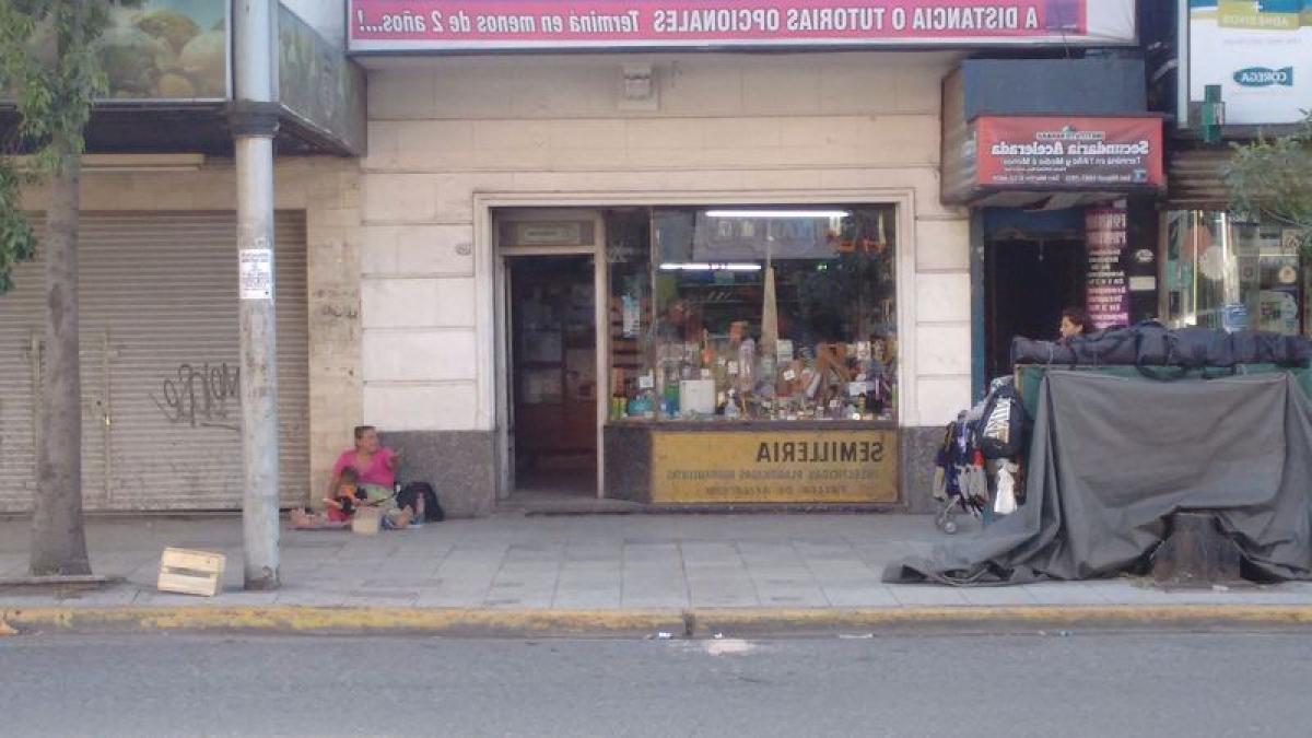 36m² Office in San Miguel, Argentina No. 104736