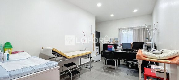 1 غرف نوم عقار تجاري في Draveil, France رقم 146568 3