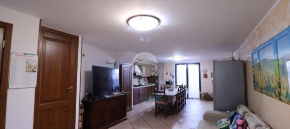 Studio in Mosciano Sant'Angelo, Italy No. 143482 9