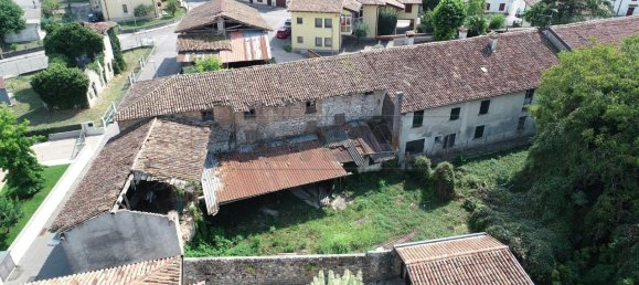 13 rooms House in Udine, Italy No. 92238 14