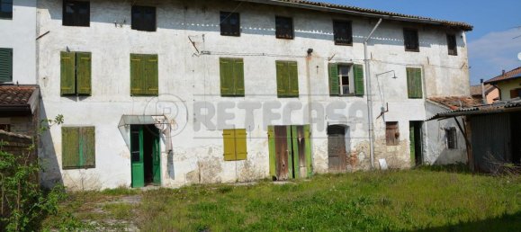 13 rooms House in Udine, Italy No. 92238 9