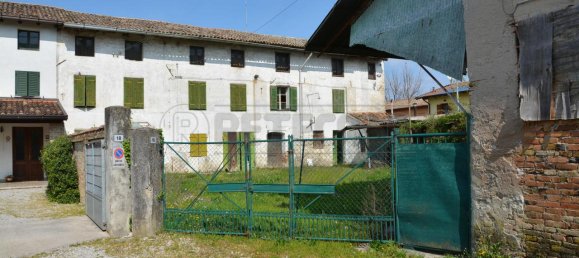 13 rooms House in Udine, Italy No. 92238 8