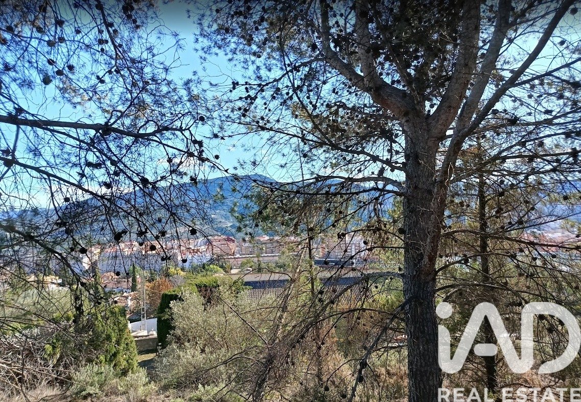 1400m² Land in Alcoy, Spain No. 292128