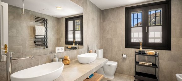 4 bedrooms Townhouse in Marbella, Spain No. 144017 34