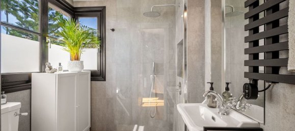 4 bedrooms Townhouse in Marbella, Spain No. 144017 26