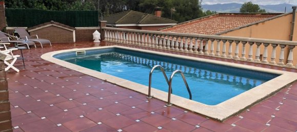 4 Schlafzimmer Haus in Sant Boi de Llobregat, Spain, Nr. 293421 3