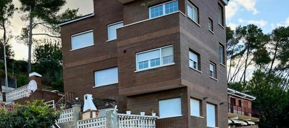 4 Schlafzimmer Haus in Sant Boi de Llobregat, Spain, Nr. 293421 4