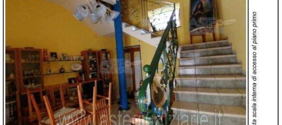 7 rooms Apartment in Marigliano, Italy No. 224696 44