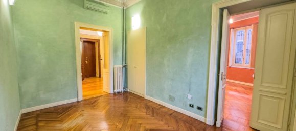 150m² Office in Turin, Italy No. 106703 3