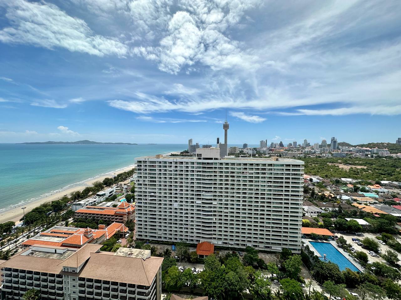 3 bedrooms Apartment in Pattaya, Thailand No. 11173
