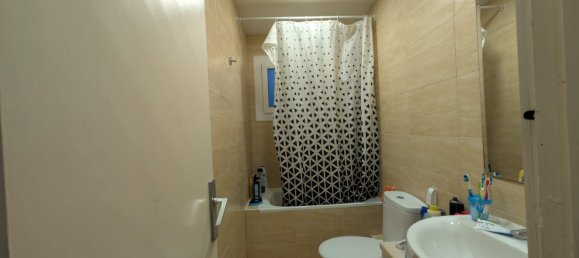 3 Schlafzimmer Wohnung in Cornella De Llobregat, Spain, Nr. 126455 12