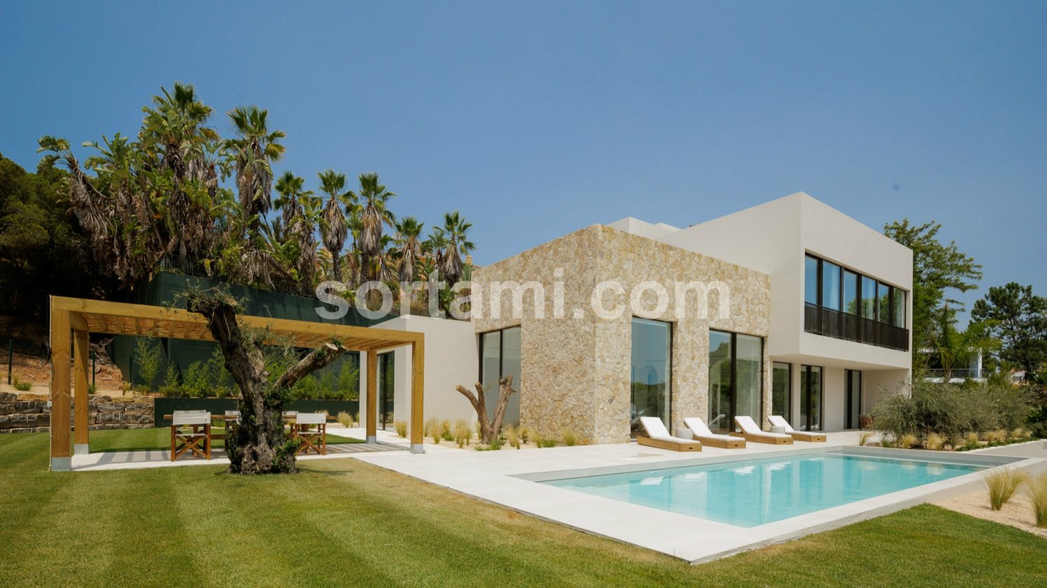 4 غرف نوم منزل في Almancil, Portugal رقم 150708