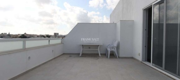 2 Schlafzimmer Penthouse in Swatar, Malta, Nr. 7553 2
