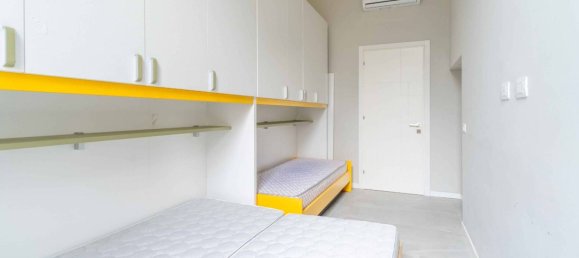 1 bedroom Apartment in Milan, Italy No. 270302 11