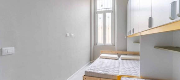 1 bedroom Apartment in Milan, Italy No. 270302 9