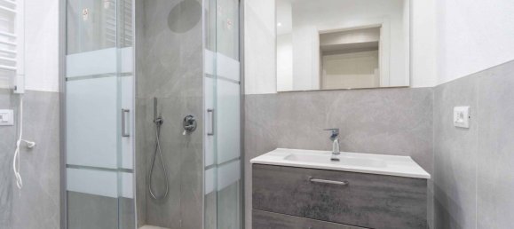 1 bedroom Apartment in Milan, Italy No. 270302 13