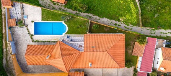 3 bedrooms House in Colares, Portugal No. 49644 6