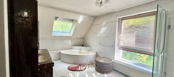 5 Schlafzimmer Haus in Altkirch, France, Nr. 244046 14