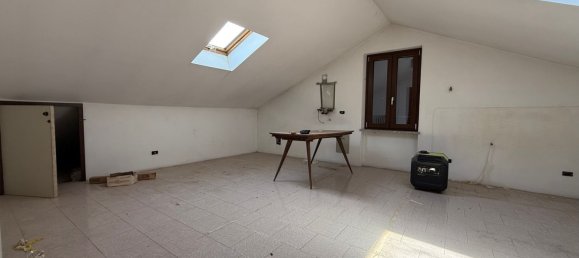 Квартира с 2 комнатами в Травако Сиккомарио, Италия № 258847 5