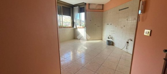 5 Schlafzimmer Wohnung in Palermo, Italy, Nr. 348445 8