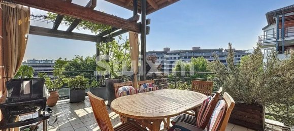 Квартира с 4 спальнями в Ферне-Вольтер, Франция № 337916 2