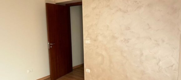 2 rooms Apartment in Roggiano Gravina, Italy No. 251092 5